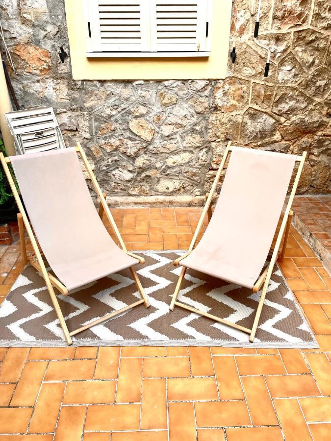 Appartement 30M2 Cosy Avec Terrasse Мантон Екстер'єр фото